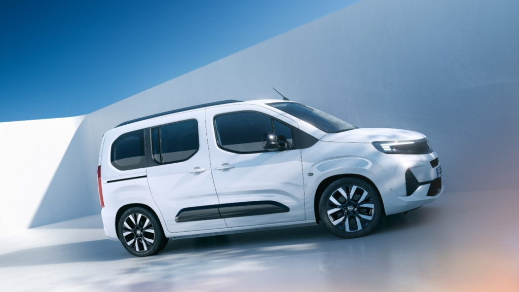 Opel Combo electric_van_5