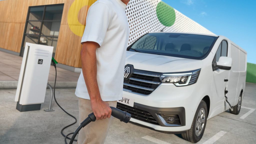 Renault Trafic E-Tech Electric (4)